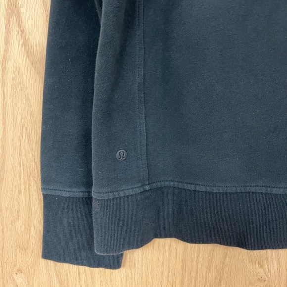 Lululemon Crew Neck Sweatshirt | Size 6 - Picture 3 of 3
